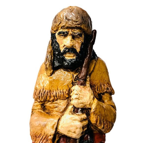 Western American Mountain Man Sculpture With Rifle - Picture 2 of 6